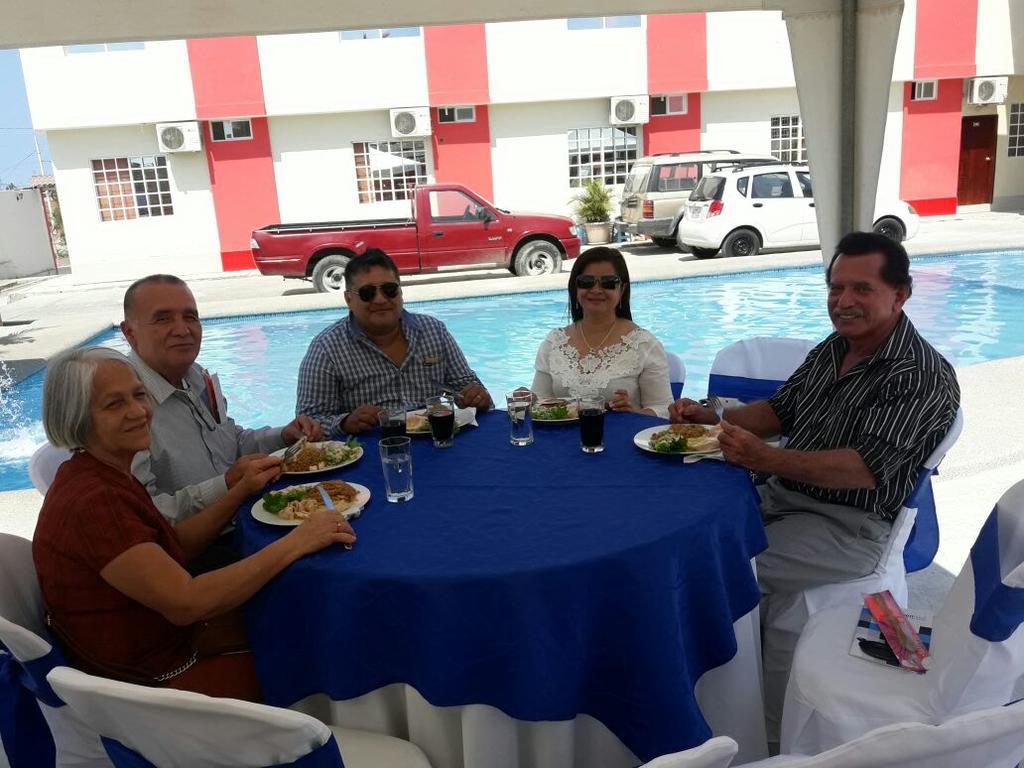Hotel Pikeiro Blue Manta Exterior foto